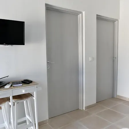 Nyaraló Kaza Lilitsa *