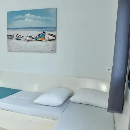 Nyaraló Kaza Lilitsa *